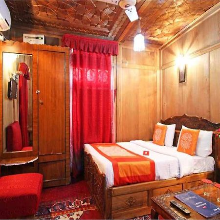 Calm Holiday Inn Srinagar  Luaran gambar