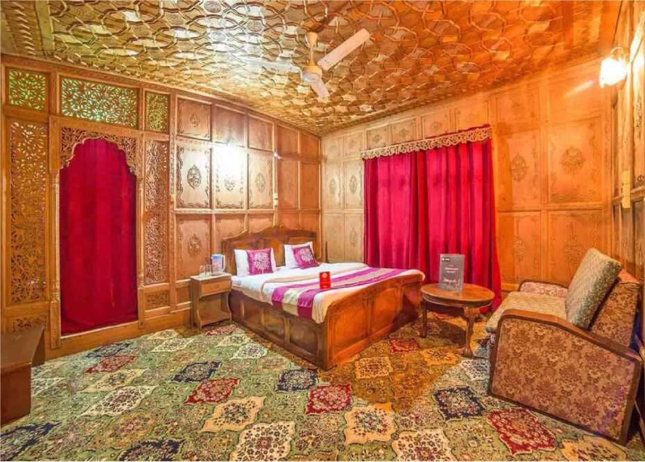 Calm Holiday Inn Srinagar  Luaran gambar